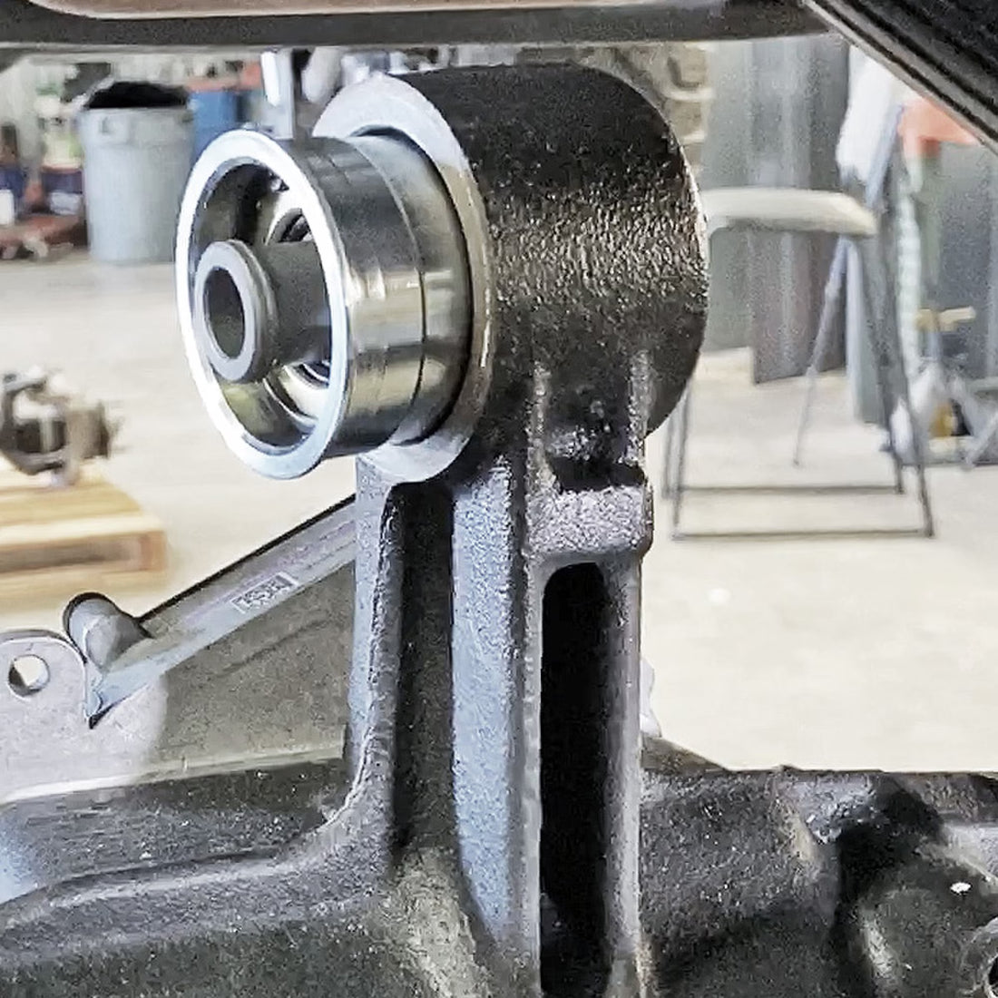 RJ-301000-103 - Front Axle Housing Johnny Joint Kit (replaces JL/JT/JK bushing)