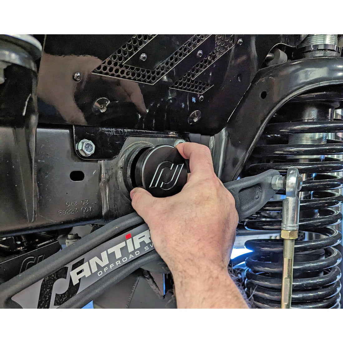 RJ-600000-101 - JL/JT Frame Tube Plugs